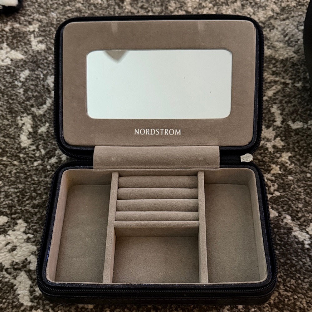 Nordstrom Travel Jewelry Organizer Case